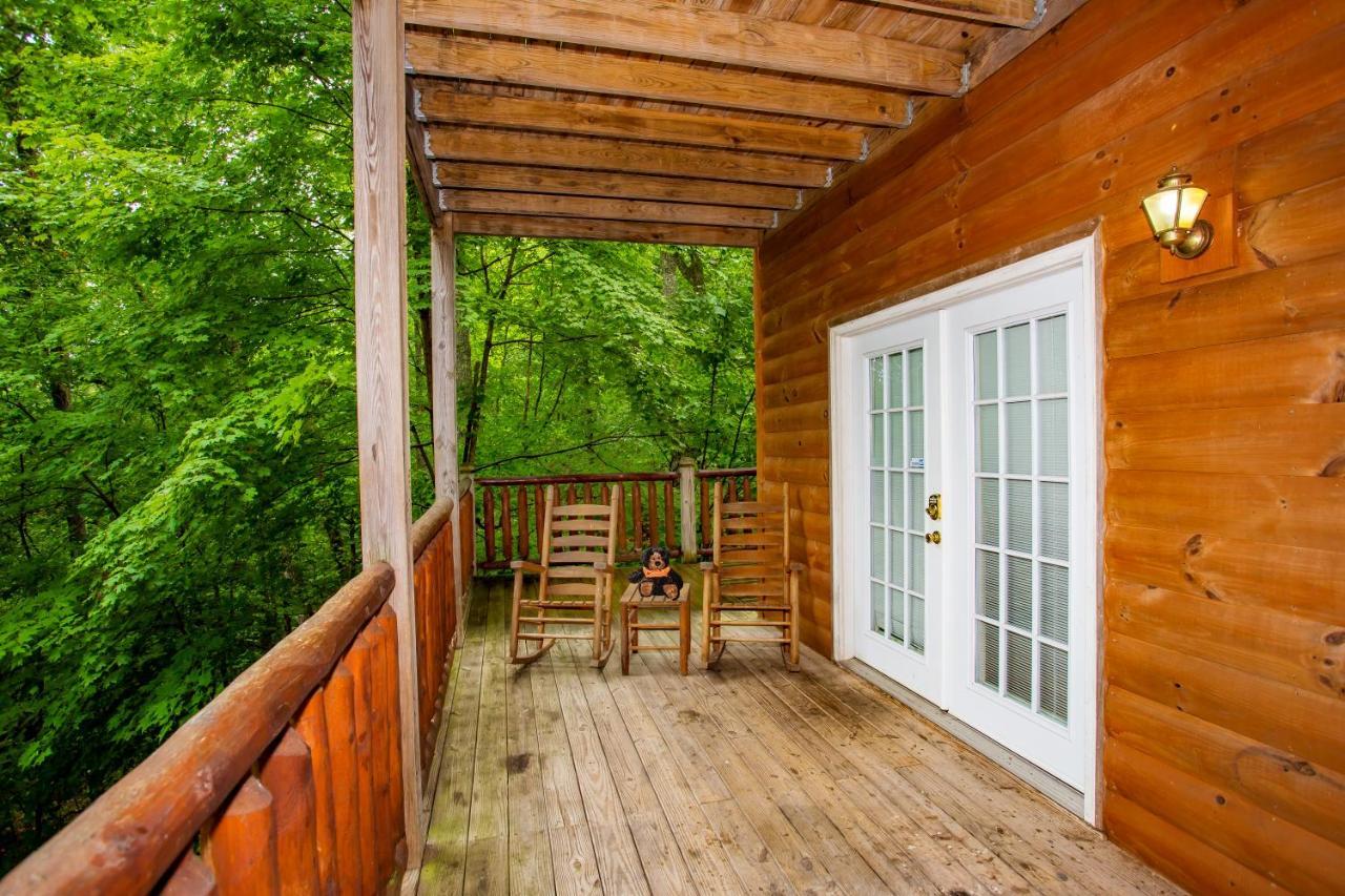 Suite Sensations, Hot Tub, Pool Table, 1089 Free Tickets Each Paid Day, Dollywood And More Pigeon Forge Dış mekan fotoğraf