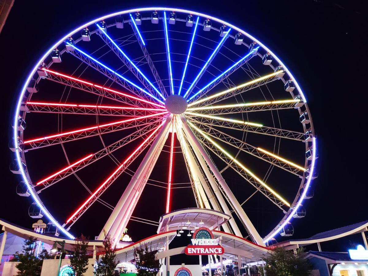 Suite Sensations, Hot Tub, Pool Table, 1089 Free Tickets Each Paid Day, Dollywood And More Pigeon Forge Dış mekan fotoğraf