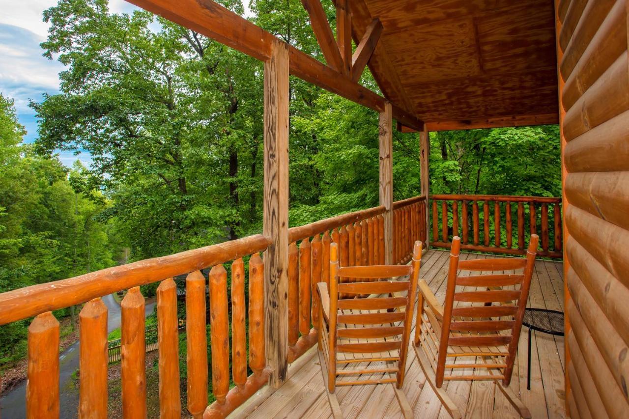 Suite Sensations, Hot Tub, Pool Table, 1089 Free Tickets Each Paid Day, Dollywood And More Pigeon Forge Dış mekan fotoğraf