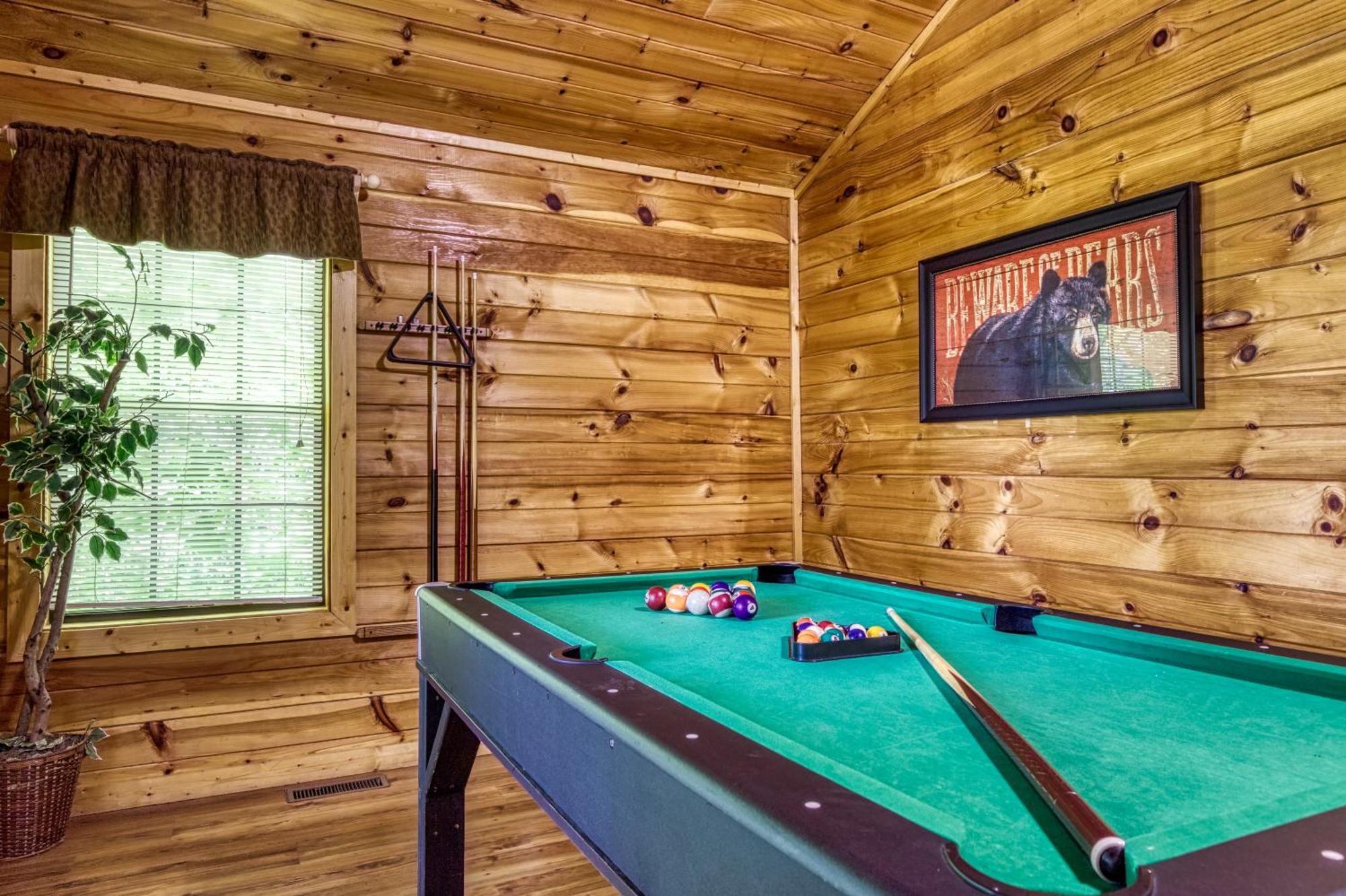 Suite Sensations, Hot Tub, Pool Table, 1089 Free Tickets Each Paid Day, Dollywood And More Pigeon Forge Dış mekan fotoğraf