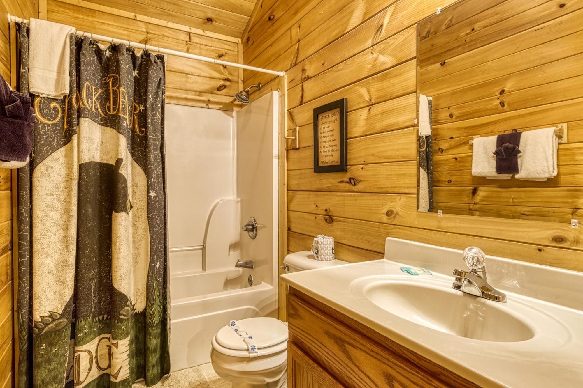 Suite Sensations, Hot Tub, Pool Table, 1089 Free Tickets Each Paid Day, Dollywood And More Pigeon Forge Dış mekan fotoğraf