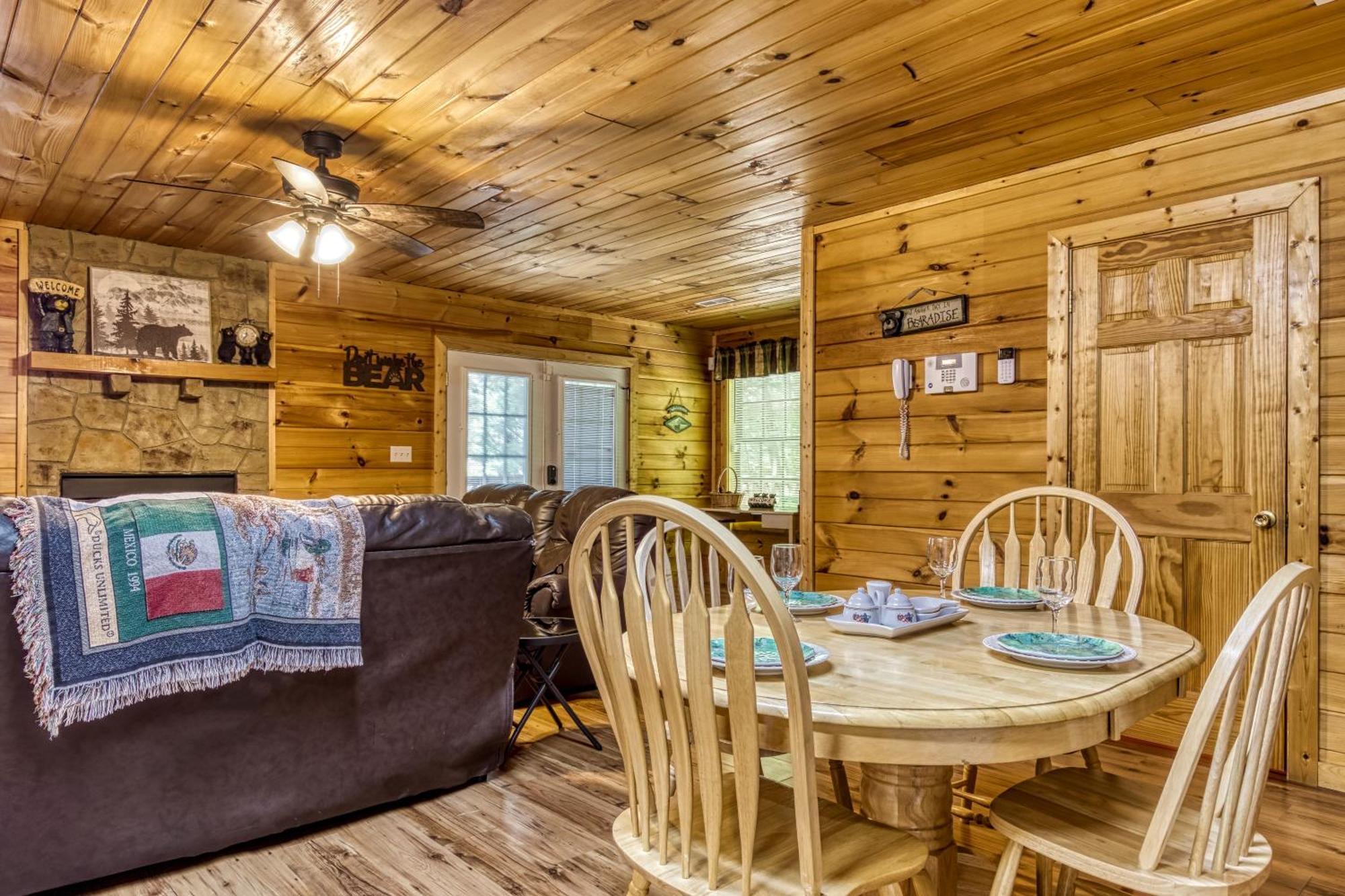 Suite Sensations, Hot Tub, Pool Table, 1089 Free Tickets Each Paid Day, Dollywood And More Pigeon Forge Dış mekan fotoğraf